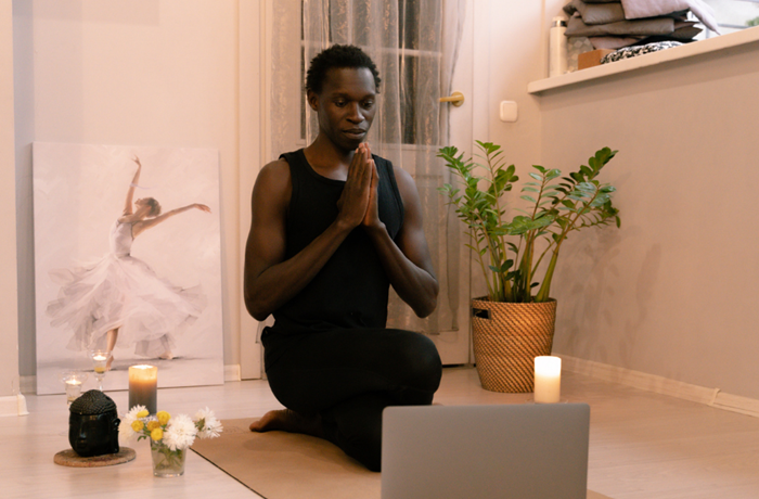 live yoga classes online